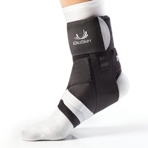 CROPPER MEDICAL BioSkin® TRILOK™ Ankle Brace, Medium 53602